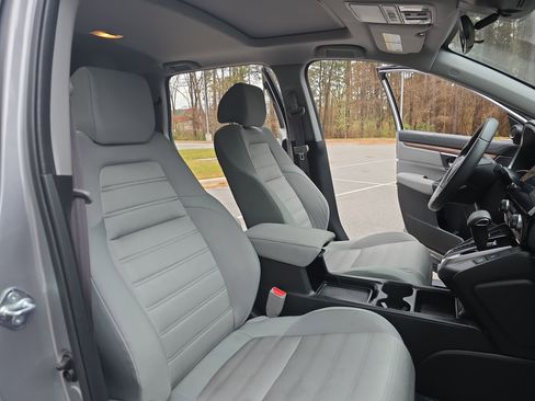 Used 2021 Honda CR-V EX image 10