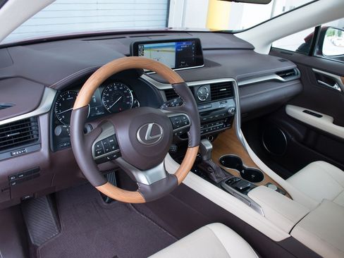 Used 2017 Lexus RX 350 FWD w/ Premium Package image 42