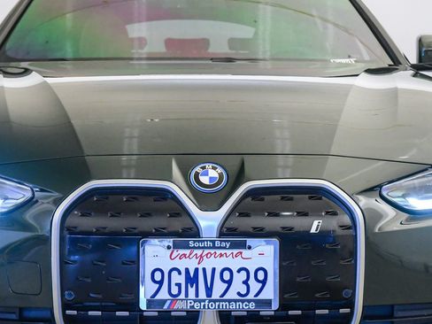 Used 2023 BMW i4 eDrive40 RWD image 8
