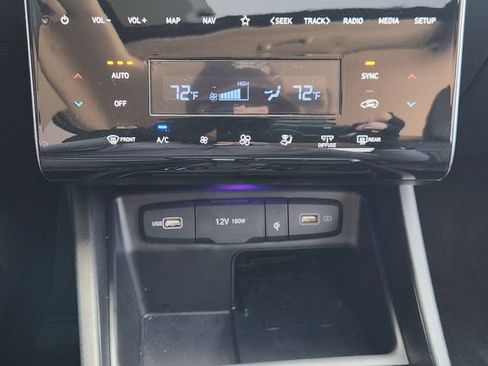 Used 2024 Hyundai Tucson SEL w/ Convenience Package FWD image 13