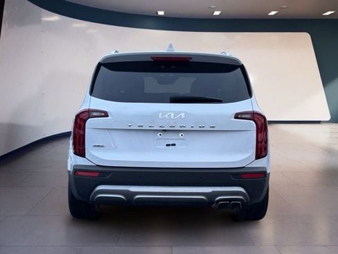 Used 2022 Kia Telluride SX w/ SX Prestige Package image 4
