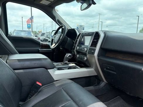 Used 2020 Ford F150 Lariat w/ Equipment Group 502A Luxury AWD/4WD image 13