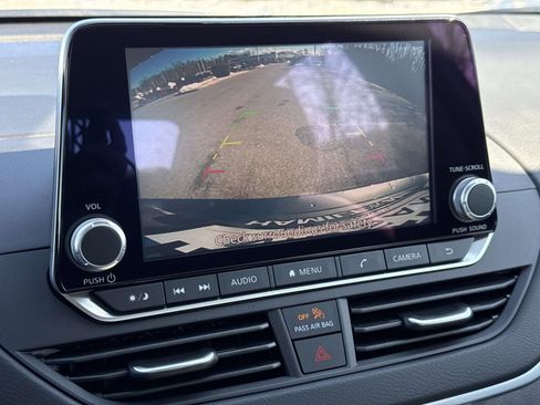 Certified 2025 Nissan Altima 2.5 S image 10