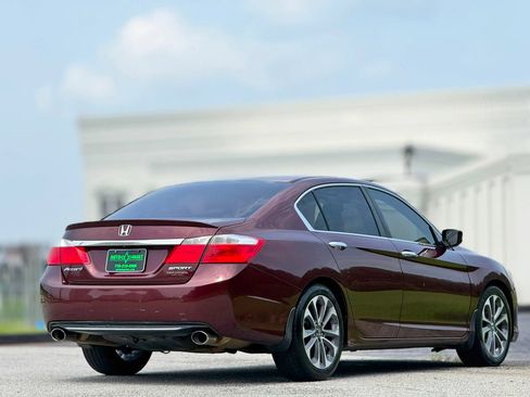 Used 2015 Honda Accord Sport image 12