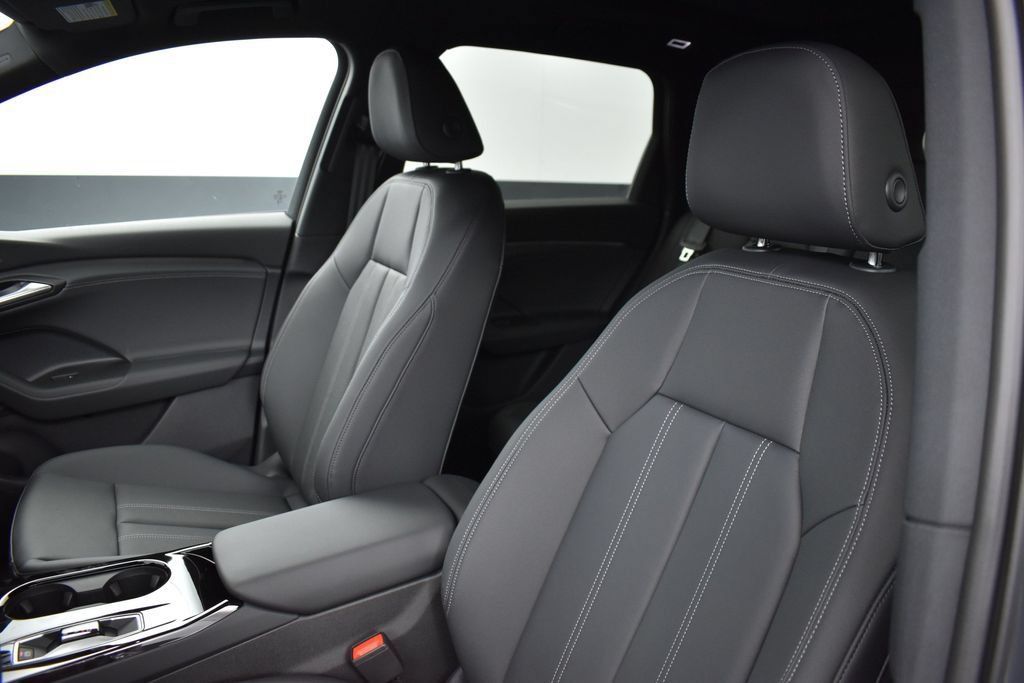 New 2027 Audi Q6 e-tron Premium AWD/4WD image 8