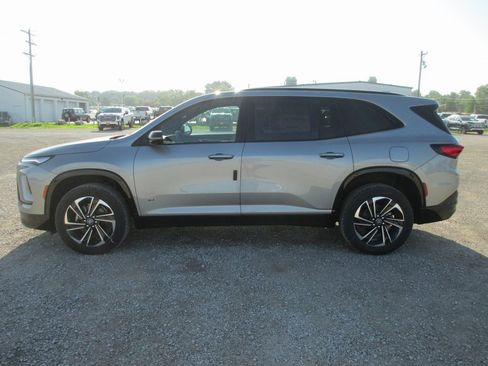 New 2026 Buick Enclave Sport Touring w/ Power Package image 9