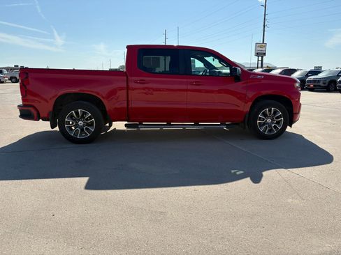 Used 2019 Chevrolet Silverado 1500 RST image 7