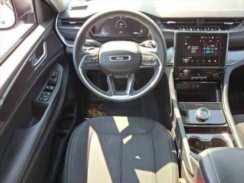 Certified 2023 Jeep Grand Cherokee L Laredo w/ MOPAR Finishing Package image 22