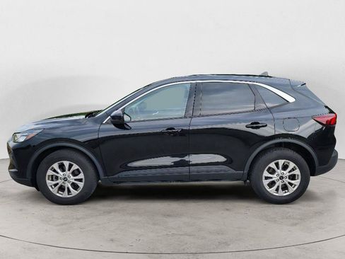 Used 2023 Ford Escape Active w/ Tech Pack #2 AWD/4WD image 7