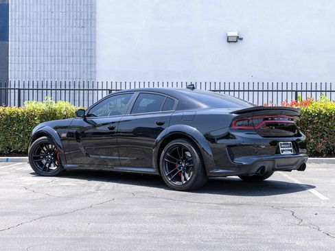 Used 2022 Dodge Charger Scat Pack RWD image 11