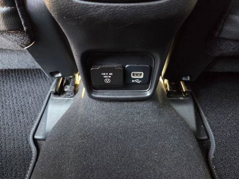 Certified 2021 Jeep Compass Latitude image 14