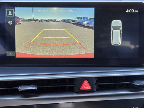 Certified 2025 Kia Sorento S w/ Panoramic Sunroof Package image 16