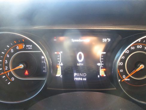 Used 2019 Jeep Wrangler Unlimited Sport image 25