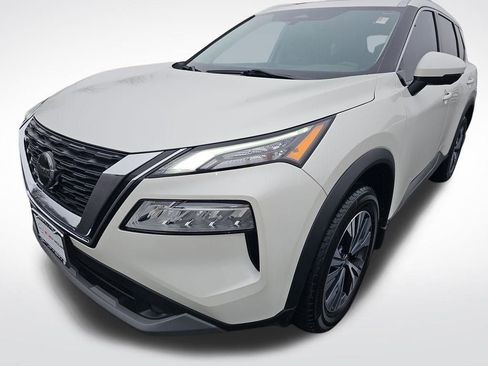 Used 2021 Nissan Rogue SV w/ Premium Package image 28