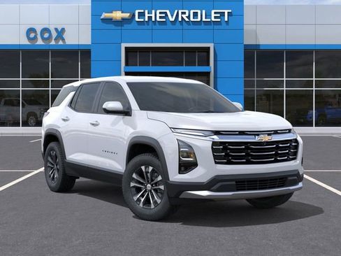 New 2026 Chevrolet Equinox LT w/ Convenience Package II image 7