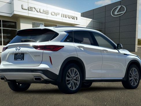 Used 2023 INFINITI QX50 Luxe FWD image 9