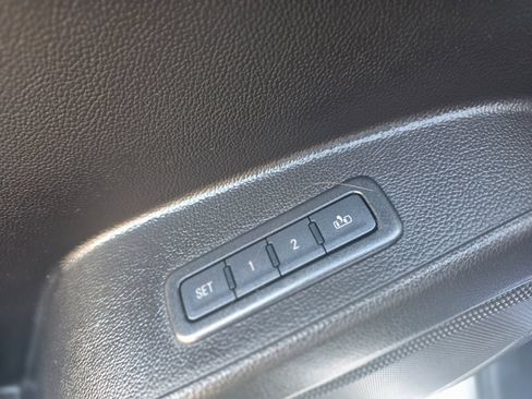 Used 2016 Chevrolet Tahoe LT AWD/4WD image 13