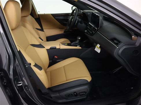 New 2025 Lexus ES 350 350 w/ Premium Package image 13