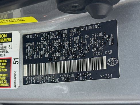 Used 2018 Toyota Camry LE image 12