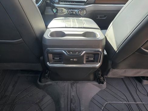 Used 2024 Chevrolet Silverado 2500 High Country w/ Technology Package image 10