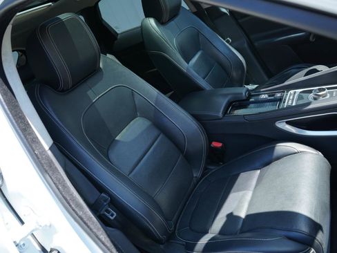 Used 2020 Jaguar F-PACE R-Sport AWD/4WD image 69