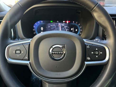 Used 2025 Volvo XC60 B5 Core w/ Protection Package Premier image 26