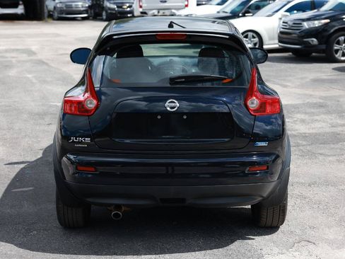 Used 2013 Nissan Juke S w/ Sport Pkg FWD image 9