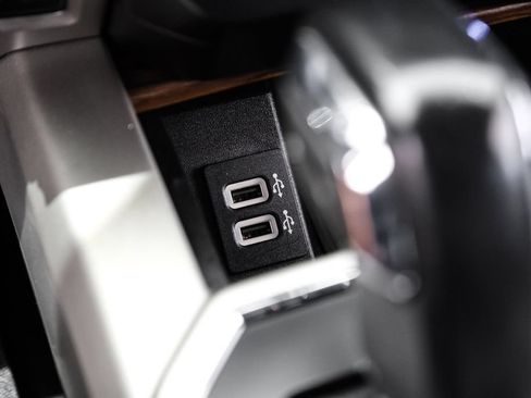 Used 2019 Ford F150 Lariat AWD/4WD image 31