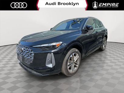 Used 2025 Audi Q5 Premium w/ Convenience Package