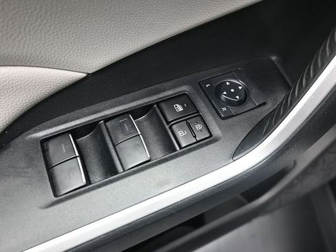 Used 2024 Toyota RAV4 XLE Premium image 13