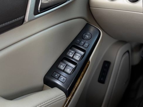 Used 2017 GMC Yukon Denali AWD/4WD image 26