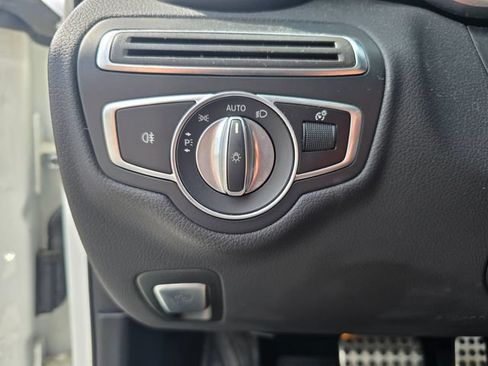 Used 2019 Mercedes-Benz C 300 4MATIC Sedan image 18