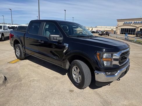 Used 2023 Ford F150 XLT image 18