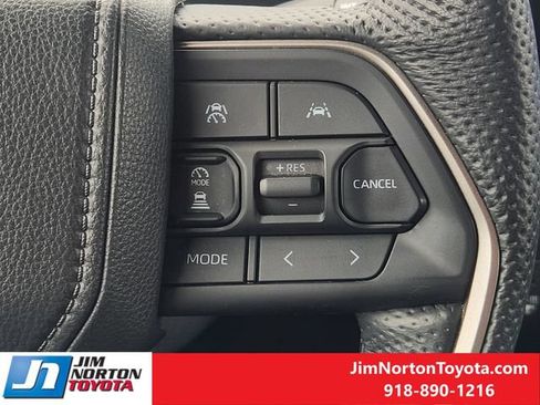 Used 2025 Toyota Tacoma TRD Off-Road w/ TRD Off Road Upgrade Package AWD/4WD image 29