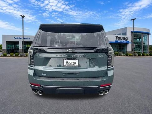 New 2026 Chevrolet Suburban Z71 w/ Comfort Package AWD/4WD image 7