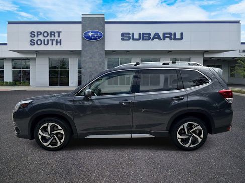 Used 2023 Subaru Forester Touring AWD/4WD image 6