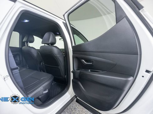 Used 2025 Hyundai Santa Cruz SEL AWD/4WD image 33