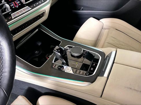 Used 2019 BMW X5 xDrive40i w/ Luxury Seating Package AWD/4WD image 13