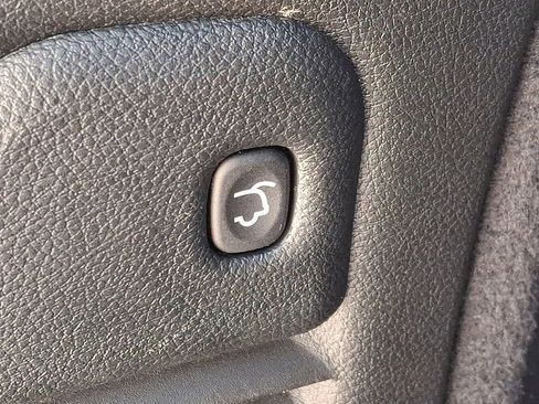 Used 2024 Dodge Durango GT image 36