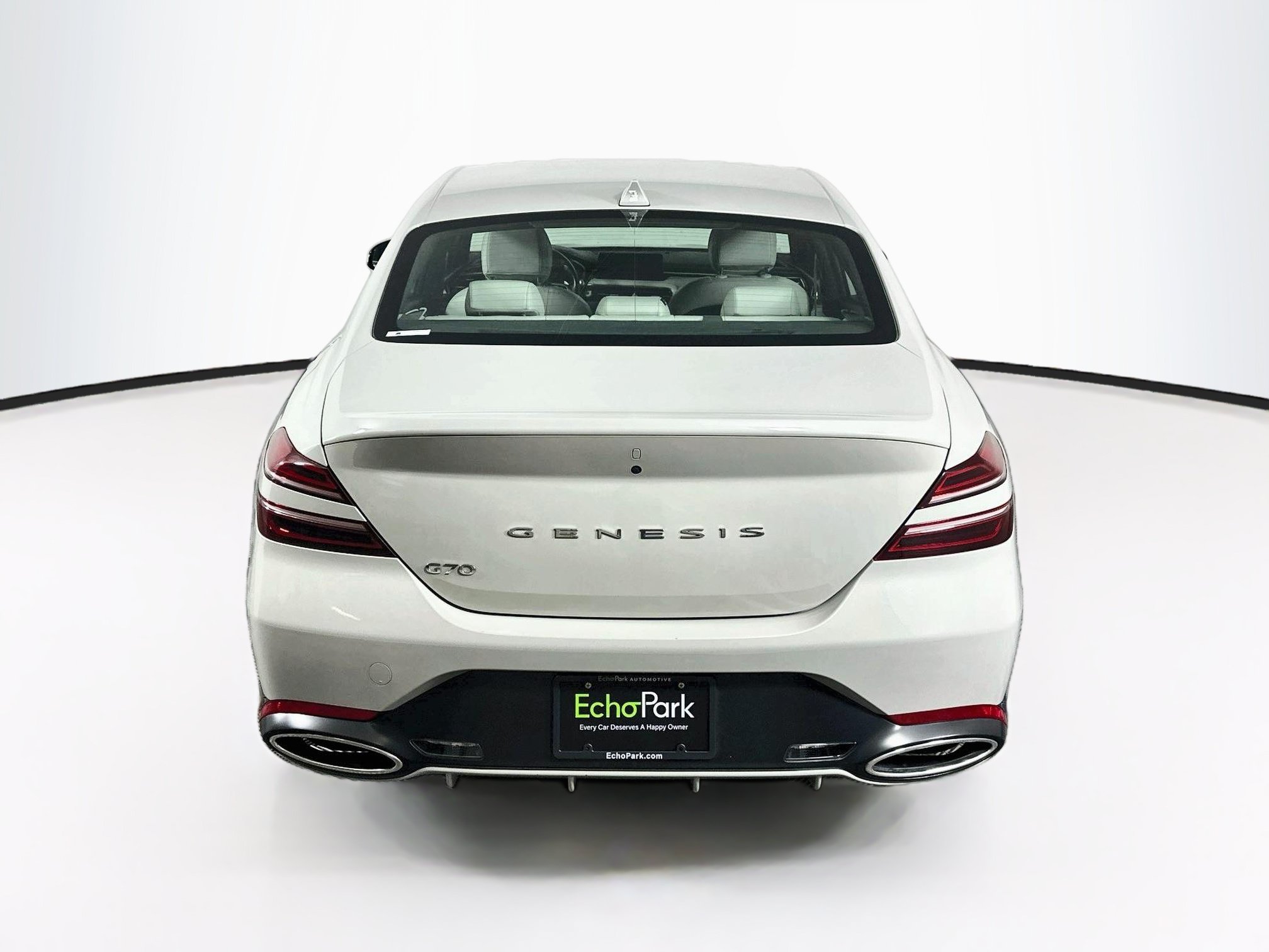 Used 2025 Genesis G70 2.5T RWD image 7