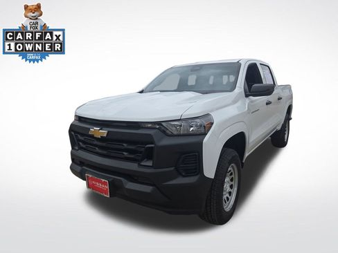 Used 2026 Chevrolet Colorado W/T RWD image 1