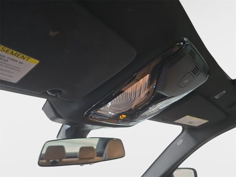 Used 2023 BMW 530e w/ Premium Package image 25