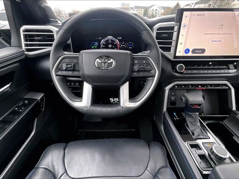 Used 2025 Toyota Tundra Platinum image 5
