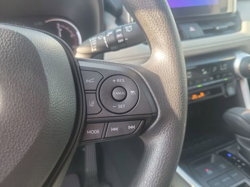 Used 2023 Toyota RAV4 XLE w/ Convenience Package image 26