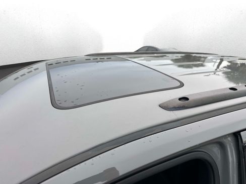 Used 2020 Jeep Grand Cherokee Altitude AWD/4WD image 34