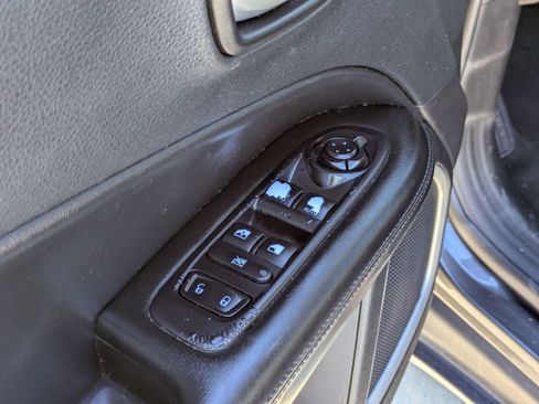Used 2019 Jeep Compass Altitude image 12