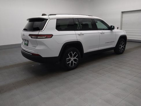 Used 2023 Jeep Grand Cherokee L Limited AWD/4WD image 10