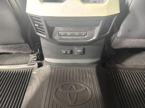 Used 2023 Toyota Tundra Capstone image 13