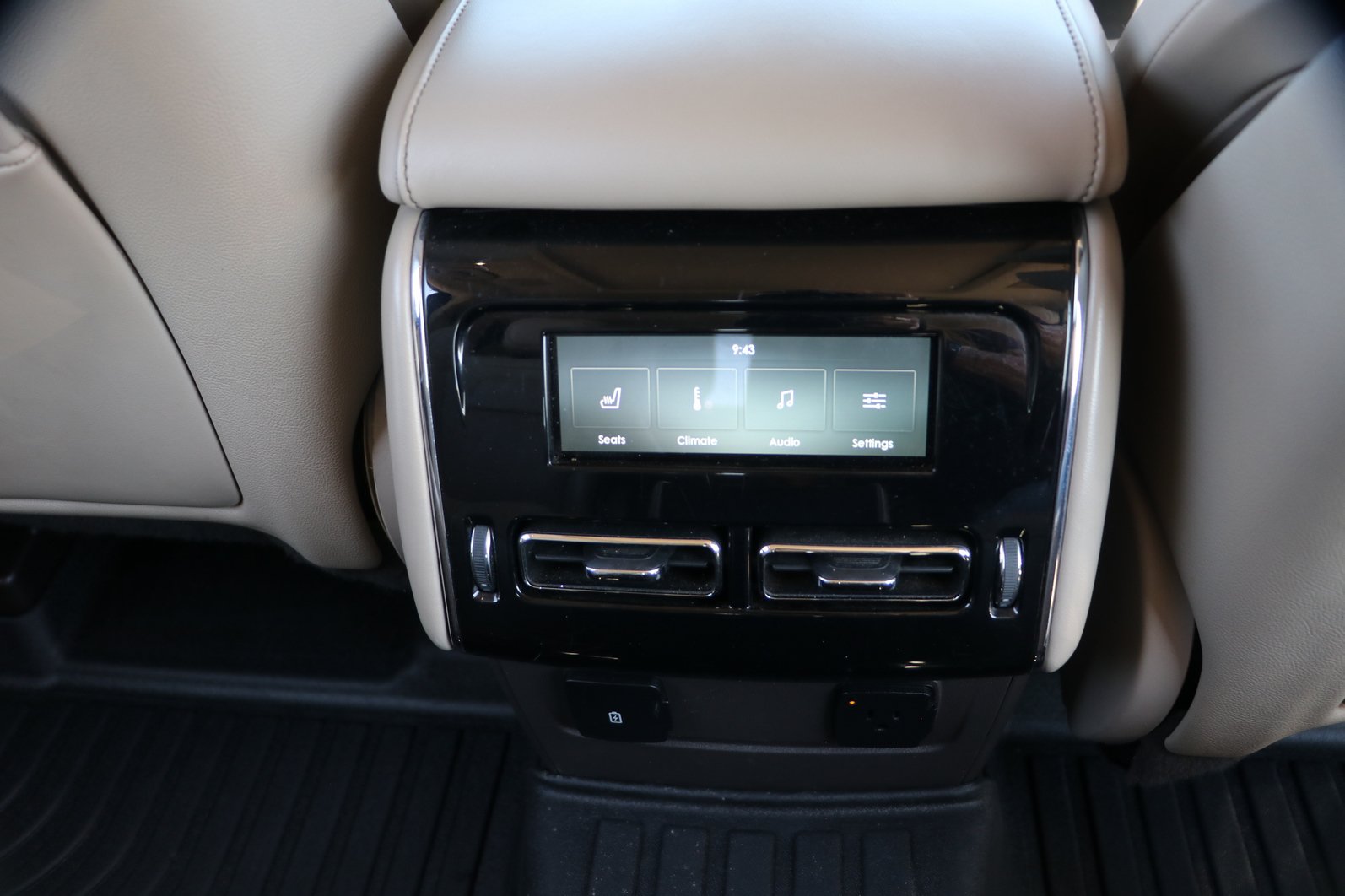 Used 2020 Lincoln Aviator Reserve w/ Equipment Group 202A AWD/4WD image 34