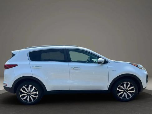 Used 2017 Kia Sportage EX w/ EX Premium Package AWD/4WD image 4